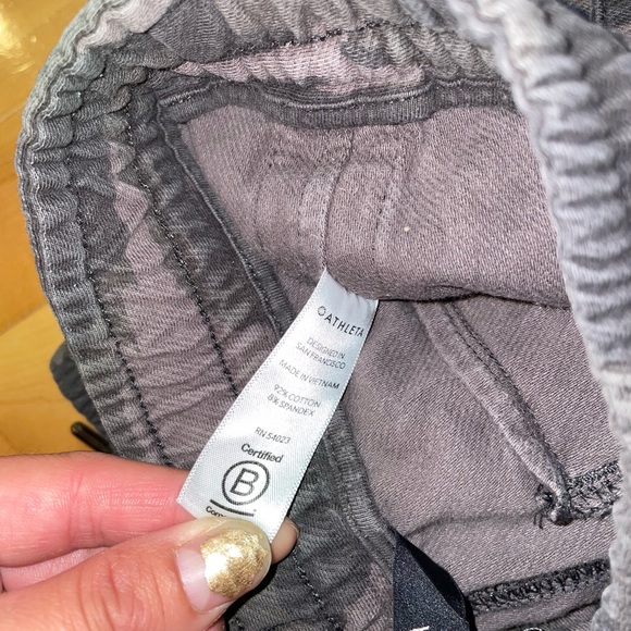 Sold on mercari  farallon black olive Camo joggers - Picture 4 of 6